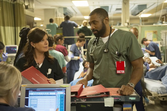 Code Black - In Extremis - Photos - Marcia Gay Harden, Cress Williams