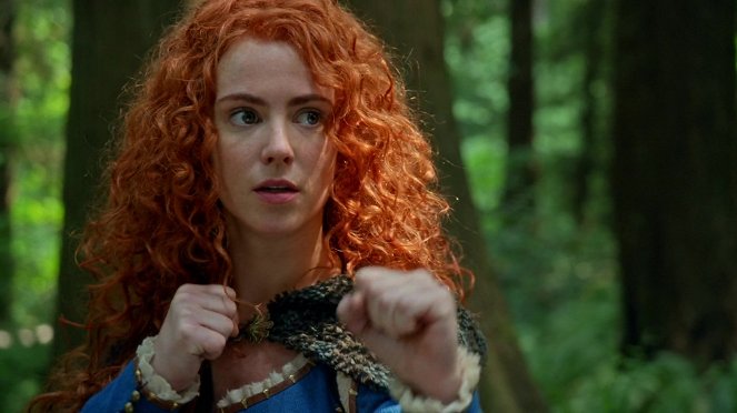 Once Upon a Time - The Dark Swan - Photos - Amy Manson