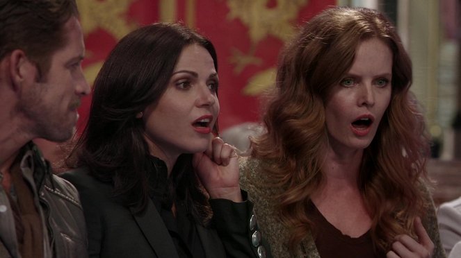 Once Upon a Time - The Price - Photos - Lana Parrilla, Rebecca Mader