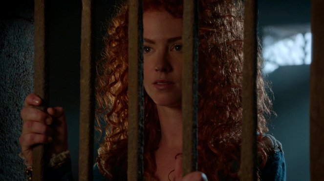 Once Upon a Time - The Broken Kingdom - Photos - Amy Manson
