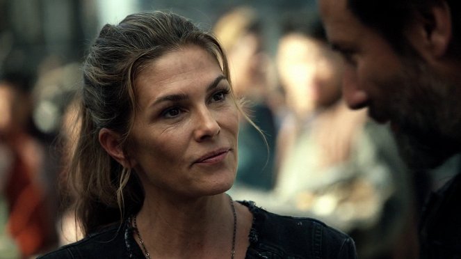The 100 - Ye Who Enter Here - Photos - Paige Turco