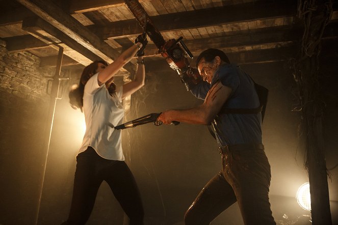 Ash vs. Evil Dead - The Dark One - Do filme - Lucy Lawless, Bruce Campbell