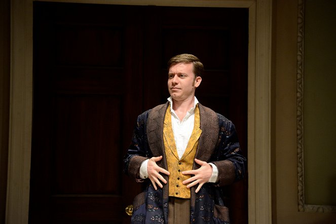 The Importance of Being Earnest - Photos