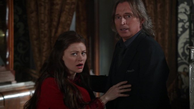 Once Upon a Time - The Bear and the Bow - Photos - Emilie de Ravin, Robert Carlyle
