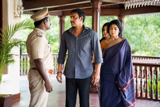 Drishyam - Z filmu - Ajay Devgan, Shriya Saran