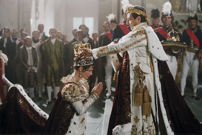 Napoleón - 1800–1807 - De la película - Isabella Rossellini, Christian Clavier