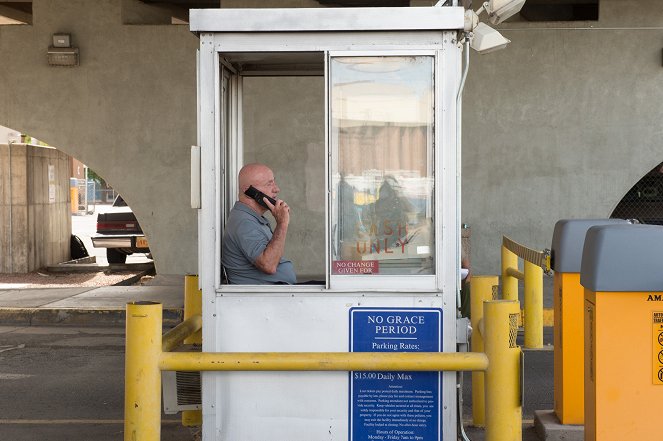 Better Call Saul - Rebecca - Photos - Jonathan Banks