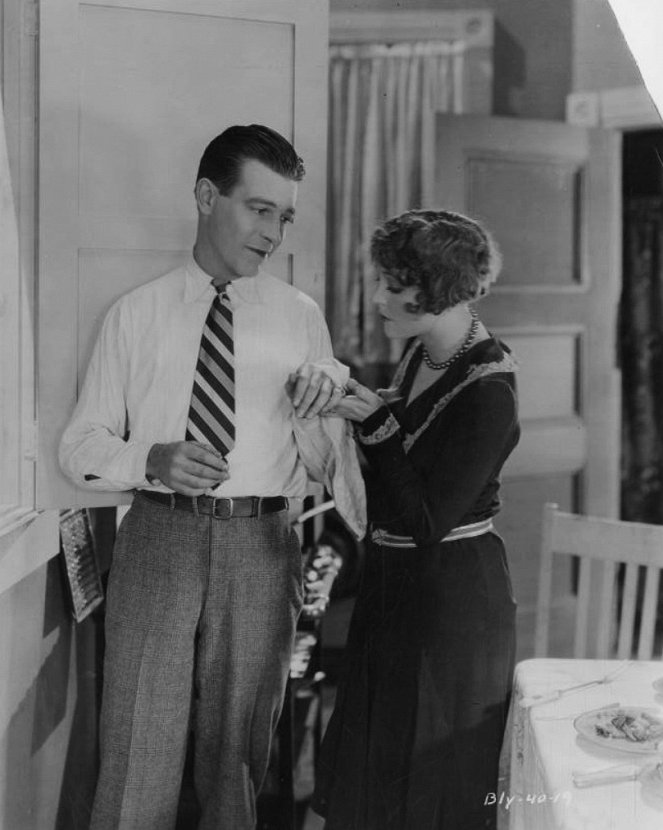 Ankles Preferred - De la película - Lawrence Gray, Madge Bellamy