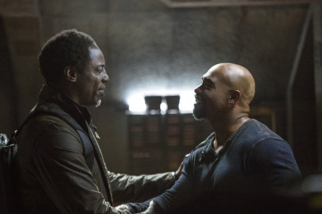 The 100 - Blutgetränktes Land - Filmfotos - Isaiah Washington, Michael Beach