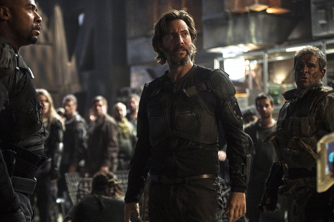 The 100 - Attention aux trônes - Film - Henry Ian Cusick