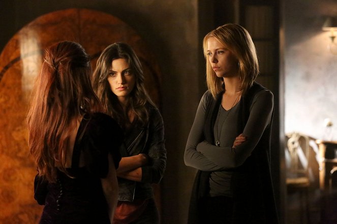 The Originals - Out of the Easy - Photos - Phoebe Tonkin, Riley Voelkel