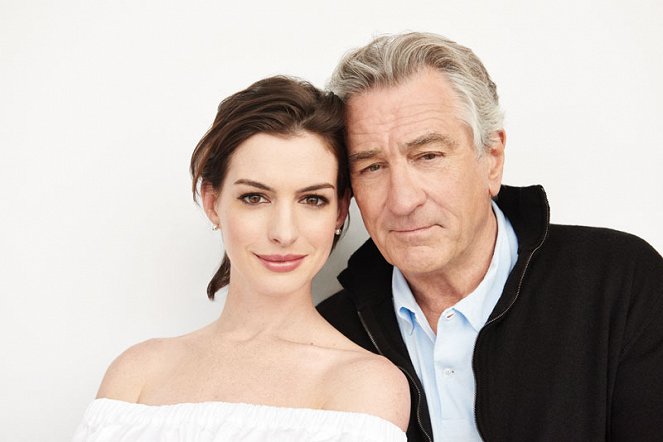 Man lernt nie aus - Werbefoto - Anne Hathaway, Robert De Niro