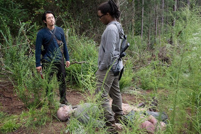 The Walking Dead - Season 6 - Not Tomorrow Yet - Photos - Steven Yeun, Corey Hawkins