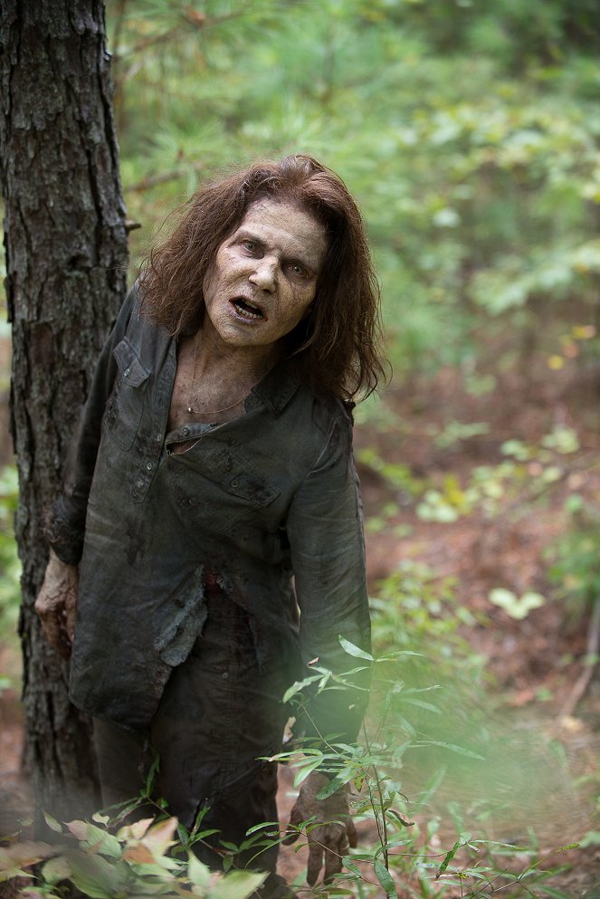 The Walking Dead - A nagy számok törvénye - Filmfotók - Tovah Feldshuh