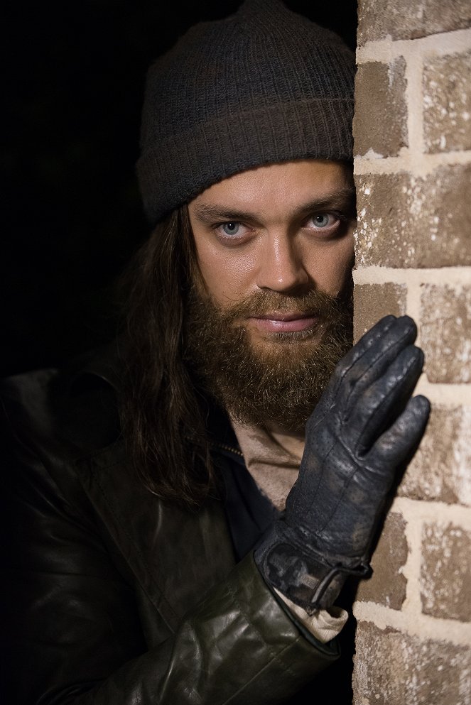 The Walking Dead - The Next World - Photos - Tom Payne