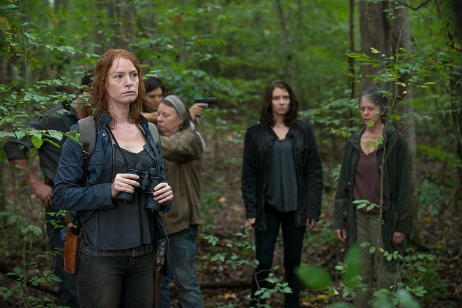 The Walking Dead - The Same Boat - Photos - Alicia Witt, Lauren Cohan, Melissa McBride