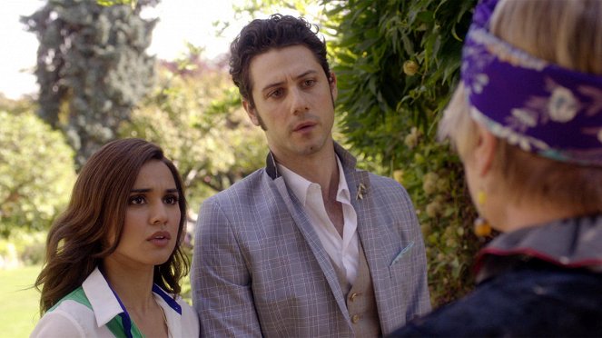 The Magicians - Mendings, Major and Minor - Photos - Summer Bishil, Hale Appleman
