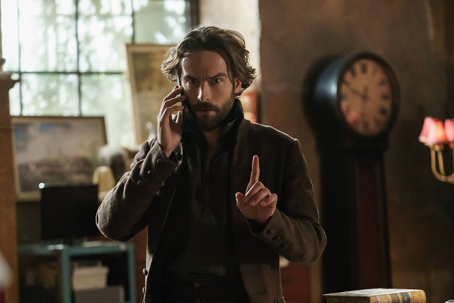 Sleepy Hollow - This Red Lady from Caribee - Van film - Tom Mison