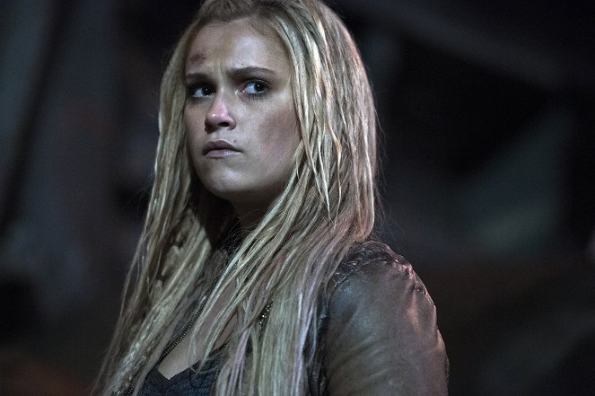The 100 - Stealing Fire - Photos - Eliza Taylor