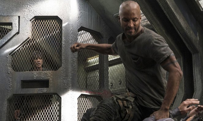 The 100 - Terms and Conditions - Kuvat elokuvasta - Ricky Whittle
