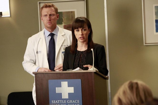 Grey's Anatomy - Season 9 - Hard Bargain - Photos - Kevin McKidd, Constance Zimmer