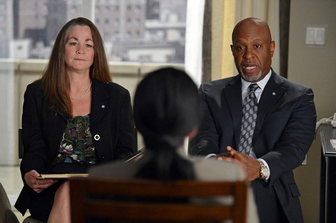 Grey's Anatomy - Let the Bad Times Roll - Photos - James Pickens Jr.