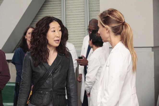 Grey's Anatomy - Moment of Truth - Photos - Sandra Oh, Kim Raver
