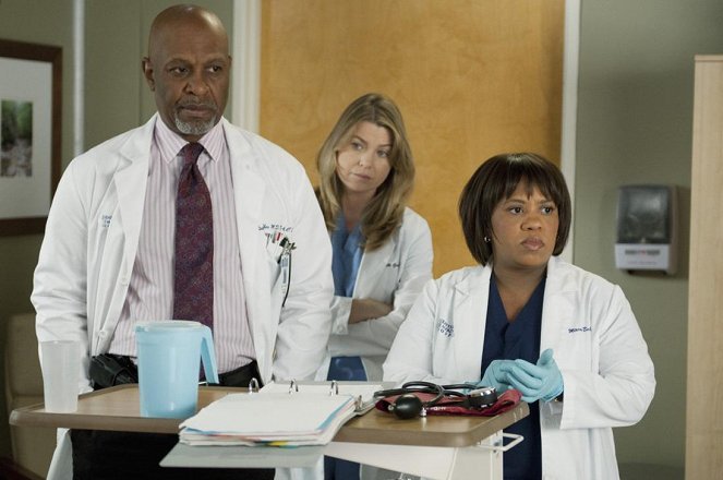 Grey's Anatomy - Hope for the Hopeless - Van film - James Pickens Jr., Ellen Pompeo, Chandra Wilson