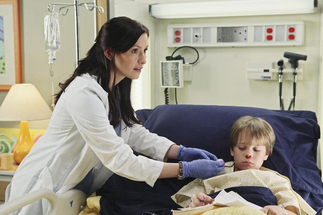 Grey's Anatomy - Season 6 - Holidaze - Photos - Chyler Leigh