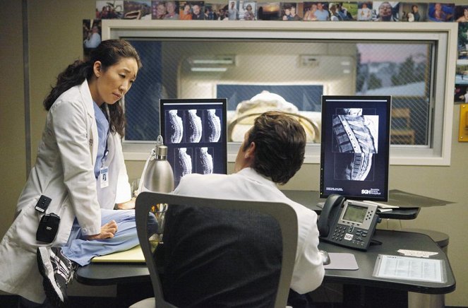 Grey's Anatomy - Die jungen Ärzte - Ein Moment des Friedens - Filmfotos - Sandra Oh