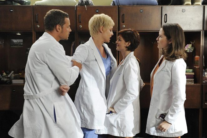Grey's Anatomy - Invasion - Photos - Justin Chambers, Katherine Heigl, Nora Zehetner, Sarah Drew