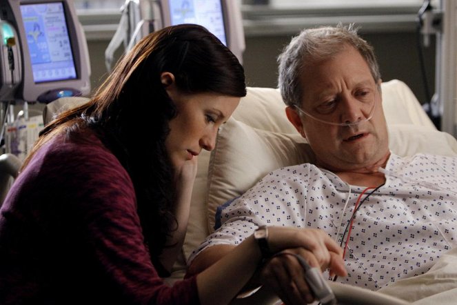 Grey's Anatomy - Season 6 - Tainted Obligation - Photos - Chyler Leigh, Jeff Perry