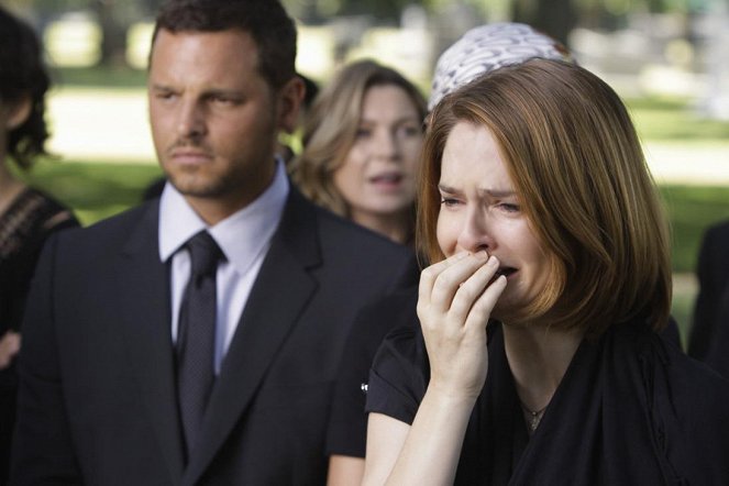 Grey's Anatomy - Season 6 - Good Mourning - Photos - Shannon Lucio