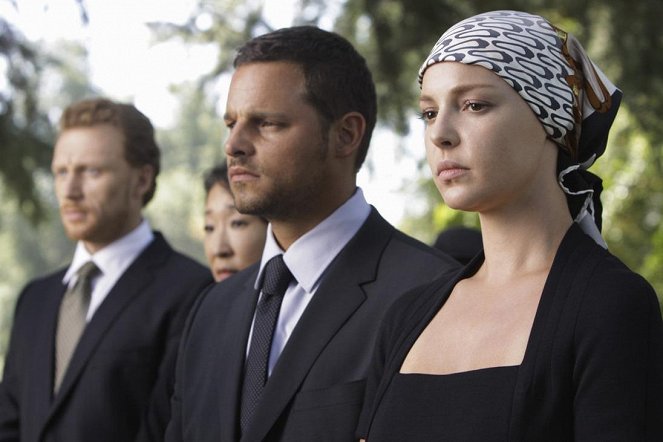 Grey's Anatomy - Good Mourning - Photos - Justin Chambers, Katherine Heigl