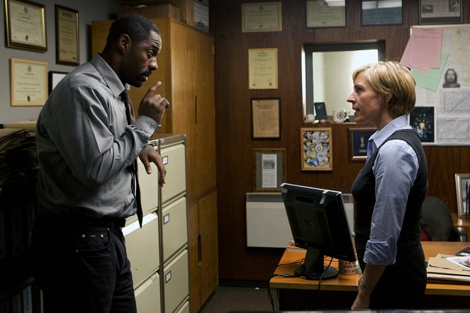 Luther - Epizoda 5 - Z filmu - Idris Elba, Saskia Reeves