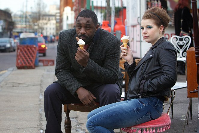 Luther - Episode 4 - Z filmu - Idris Elba, Aimee-Ffion Edwards