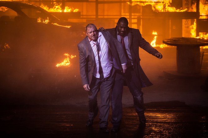 Luther - Season 3 - Episode 1 - Z filmu - Idris Elba