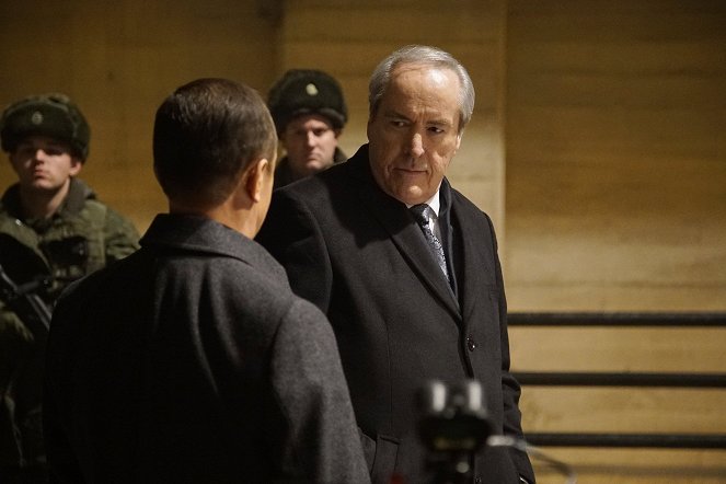 Marvel : Les agents du S.H.I.E.L.D. - Coup de froid - Film - Powers Boothe