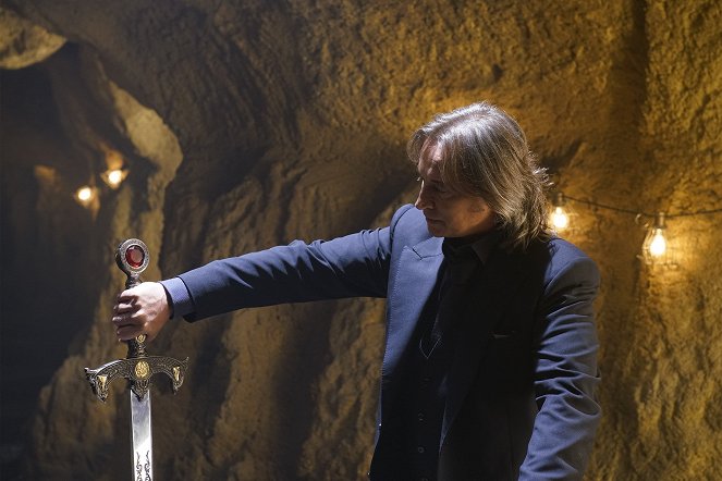 Once Upon a Time - The Bear and the Bow - Photos - Robert Carlyle