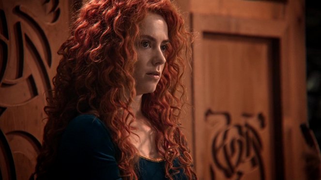 Once Upon a Time - The Bear King - Photos - Amy Manson