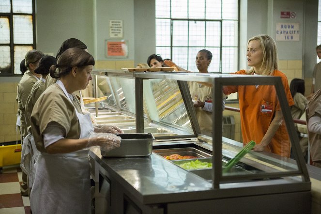Orange Is the New Black - Tit Punch - Photos - Taylor Schilling