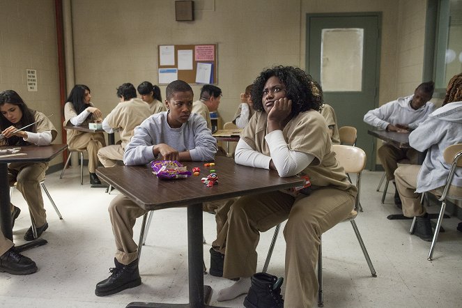 Orange Is the New Black - Season 1 - Gefängnispolitik - Filmfotos - Samira Wiley, Danielle Brooks