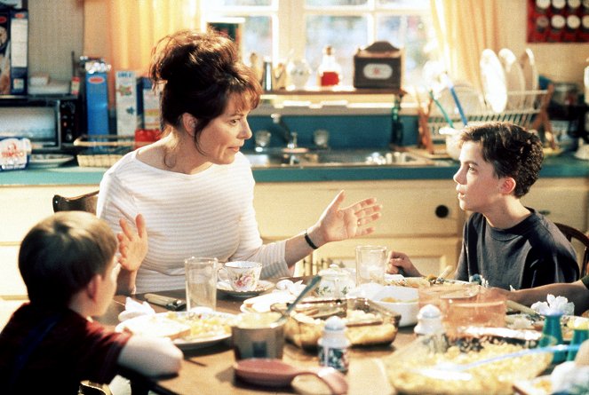 Malcolm in the Middle - Season 1 - Pilot - Photos - Jane Kaczmarek, Frankie Muniz