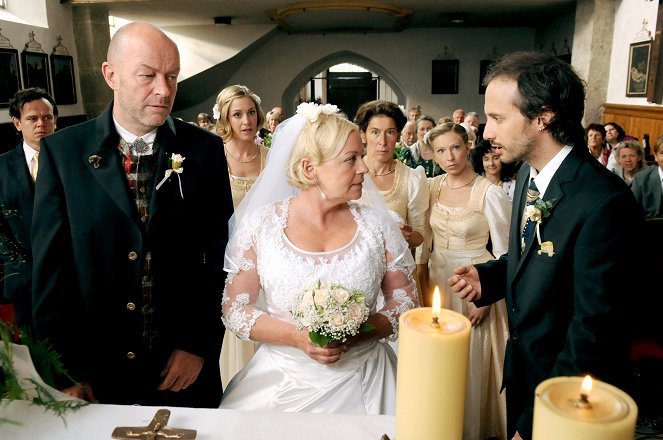 Vier Frauen und ein Todesfall - Season 3 - Baumsterben - De la película - Charly Rabanser, Brigitte Kren, Michael Ostrowski