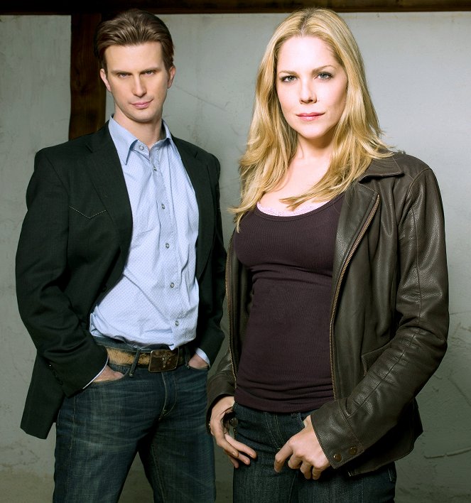 In Plain Sight - Promo - Frederick Weller, Mary McCormack