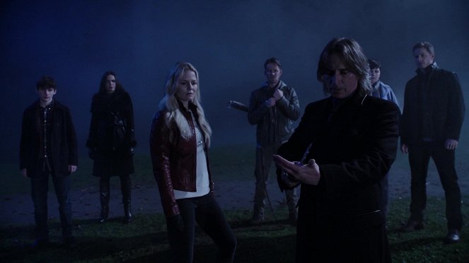 Once Upon a Time - Swan Song - Photos - Jared Gilmore, Lana Parrilla, Jennifer Morrison, Sean Maguire, Robert Carlyle, Josh Dallas