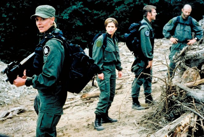 Stargate SG-1 - The Sentinel - Do filme - Amanda Tapping, Christina Cox, Michael Shanks