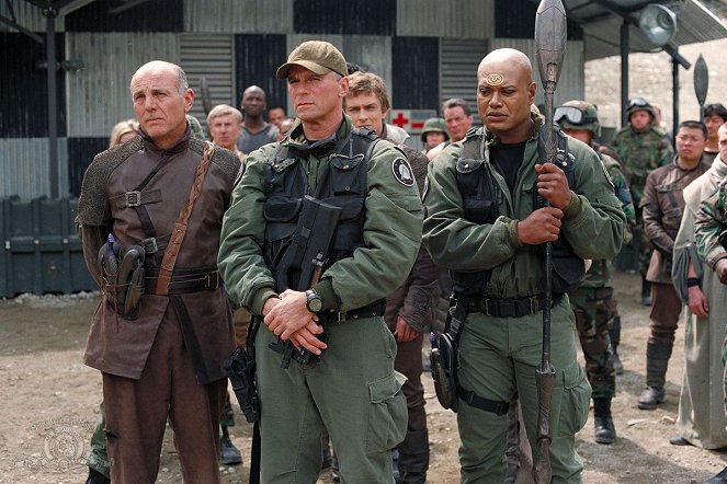 Stargate SG-1 - Season 6 - Allegiance - Photos - Carmen Argenziano, Richard Dean Anderson, Christopher Judge