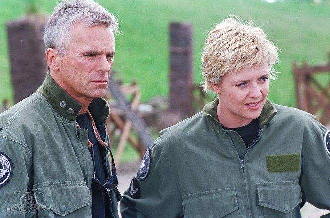 Stargate SG-1 - Cure - De la película - Richard Dean Anderson, Amanda Tapping
