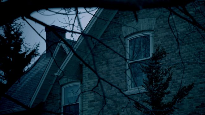 Phénomène paranormal - Lady on the Stairs - Film